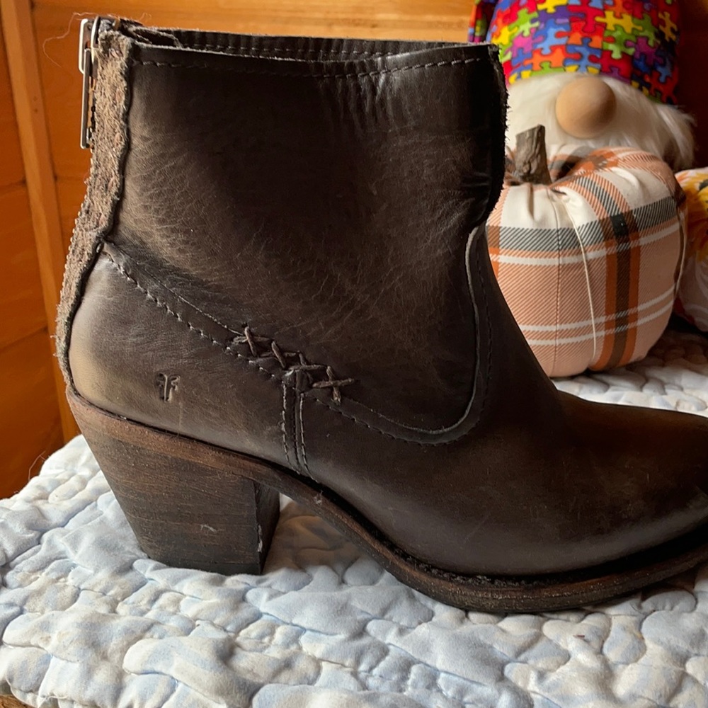 Frye short boots